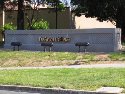 De Anza College Campus Sign - Cupertino, California (CA) photo